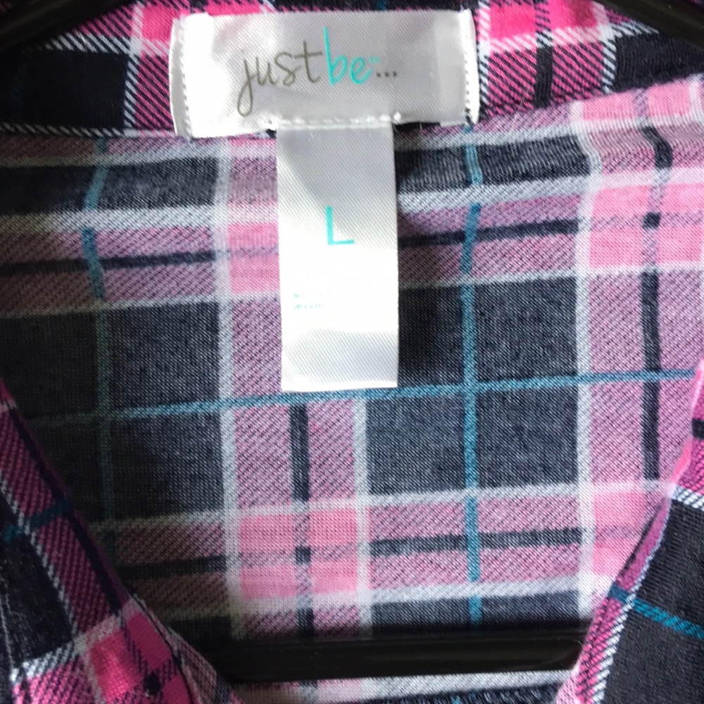 Flannel button up - Picture 4 of 5